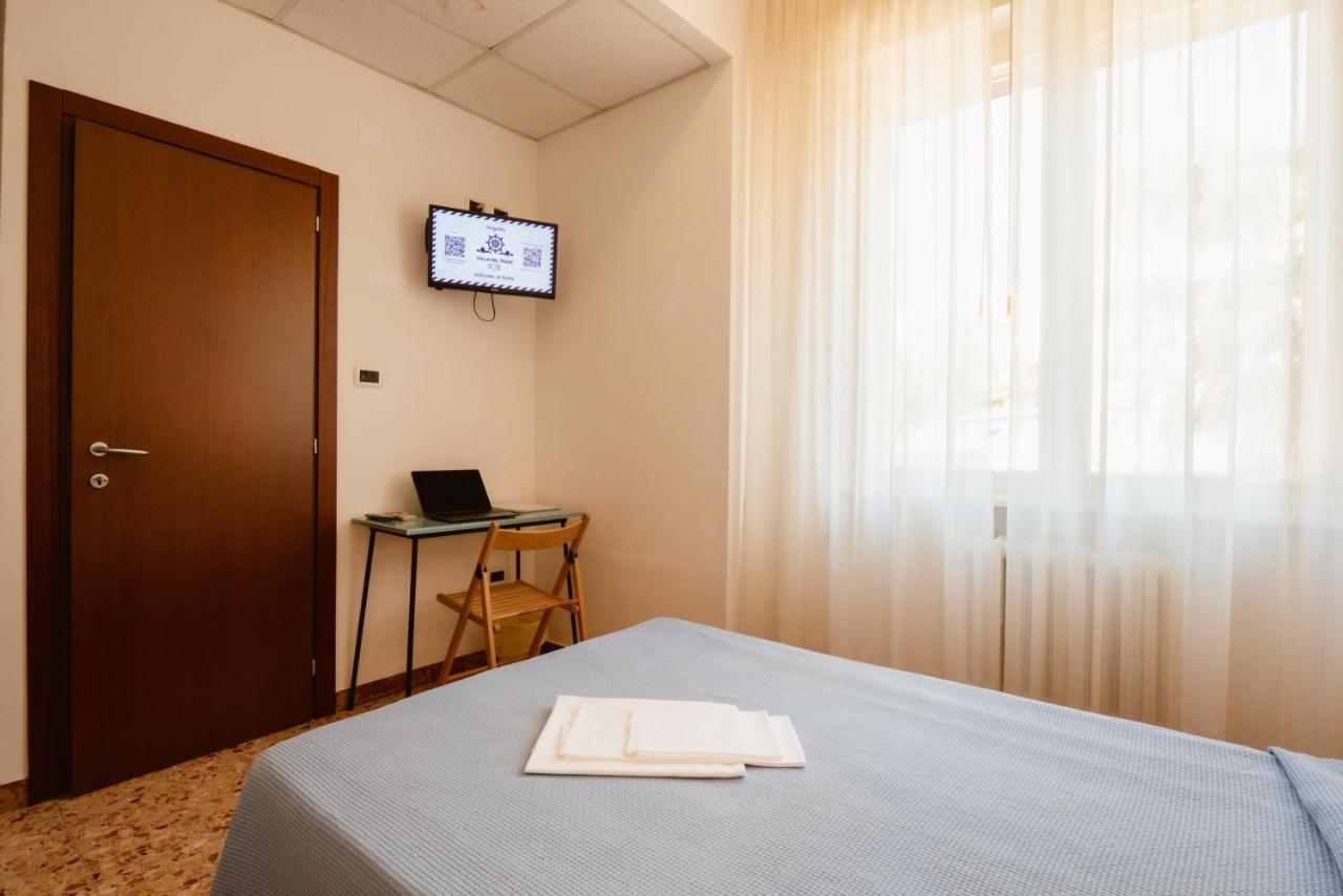 Hotel Villa Del Mare Senigallia Exterior photo