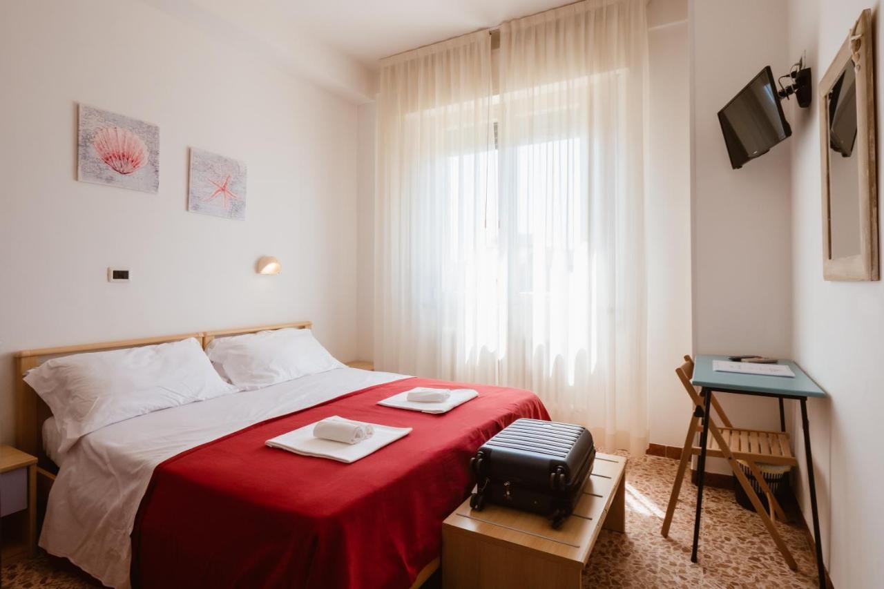 Hotel Villa Del Mare Senigallia Exterior photo